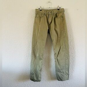 Levi’s 505 Khaki Green Pants 31x32
